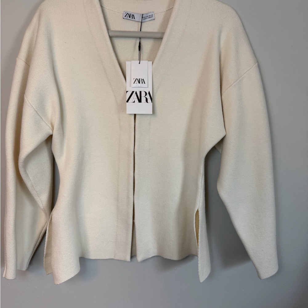 Zara Women's Cream cardigan Sweater Sz m NWT